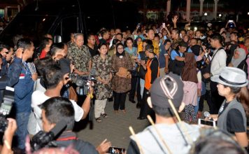 Pulang Kampung Agustusan, SBY Santap Kupat Tahu